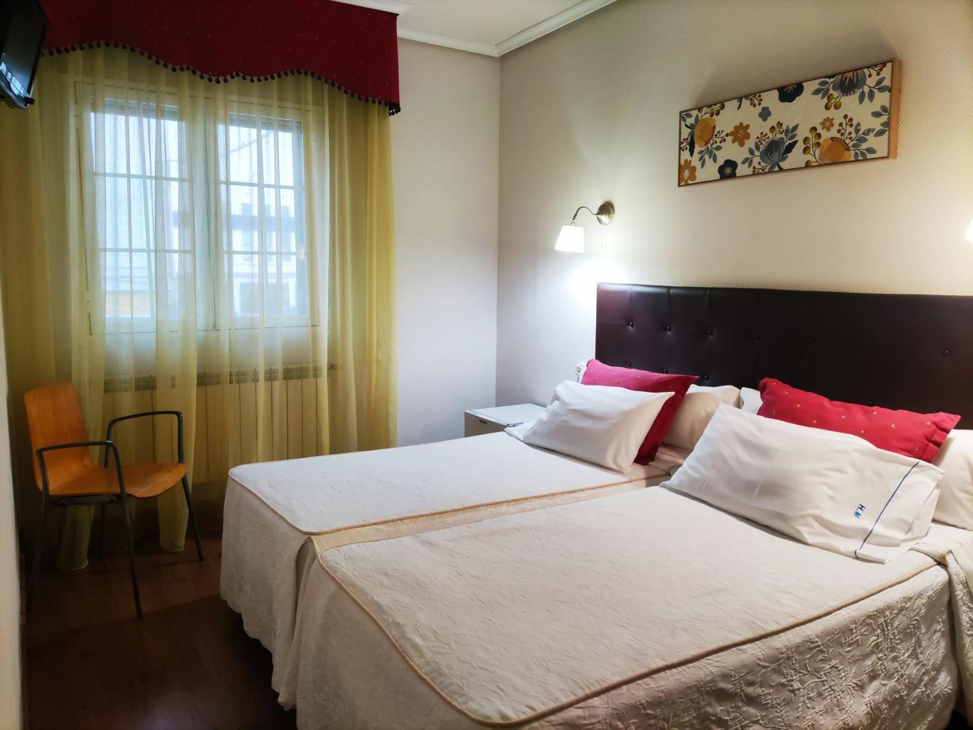 Hostal Martin - Sanabria Ribadelago Exterior photo