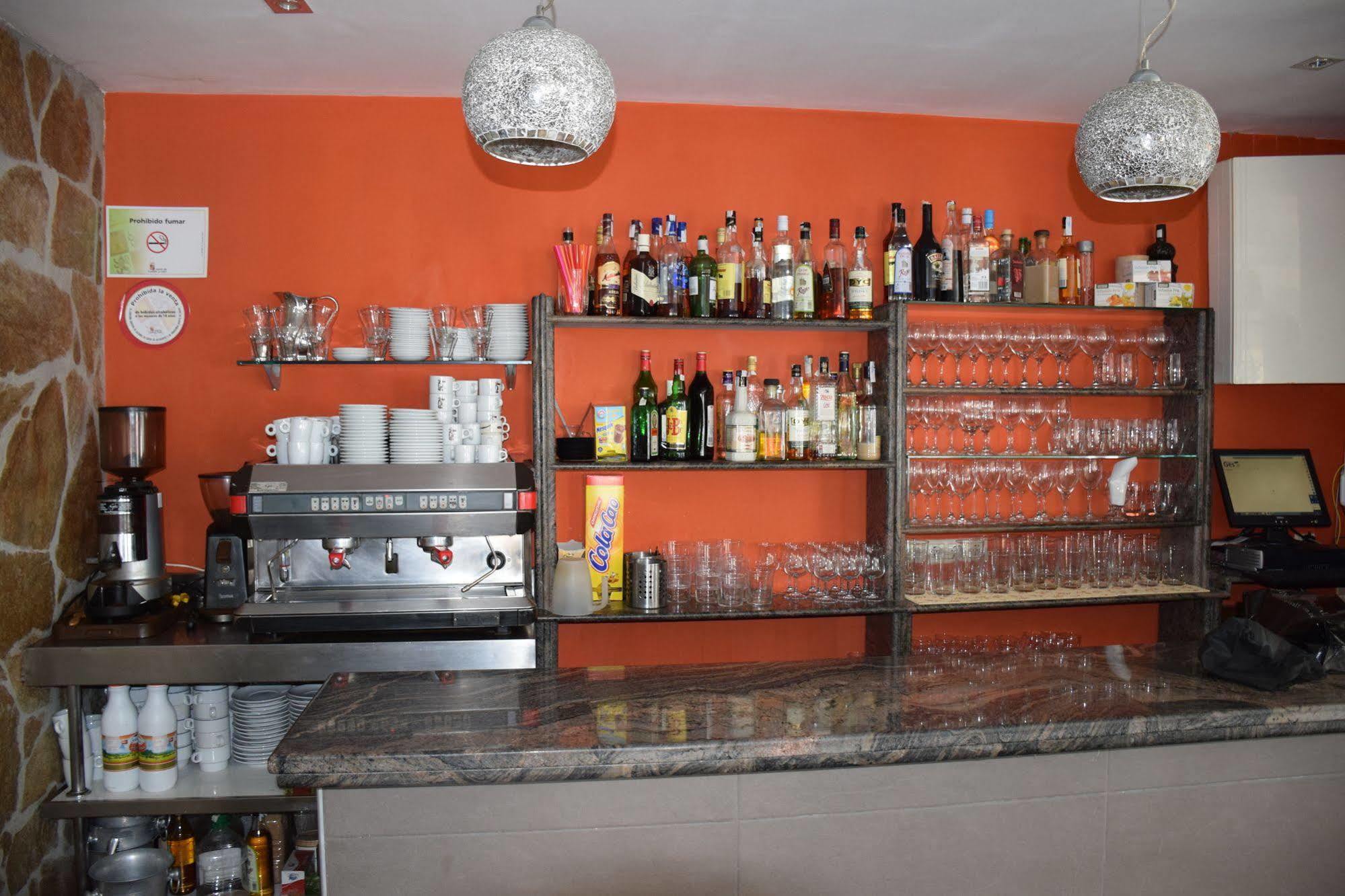 Hostal Martin - Sanabria Ribadelago Exterior photo
